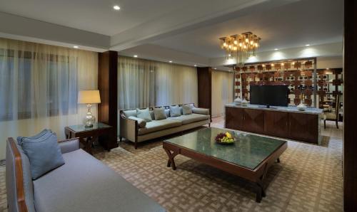 intercontinental bahrain by ihg