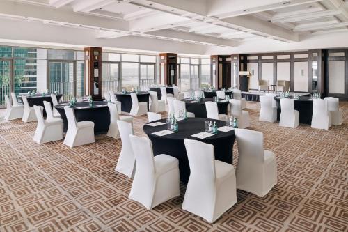 intercontinental bahrain by ihg