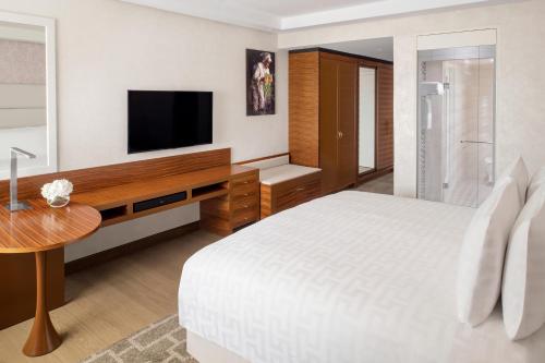 intercontinental bahrain by ihg