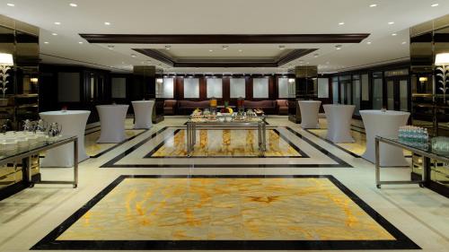 intercontinental bahrain by ihg