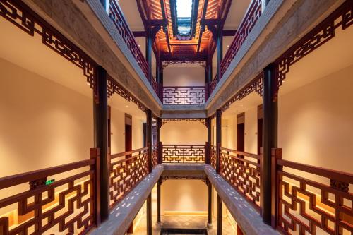 ji hotel chongqing bishan cbd xiuhu park