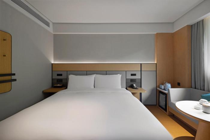 ji hotel chongqing bishan cbd xiuhu park