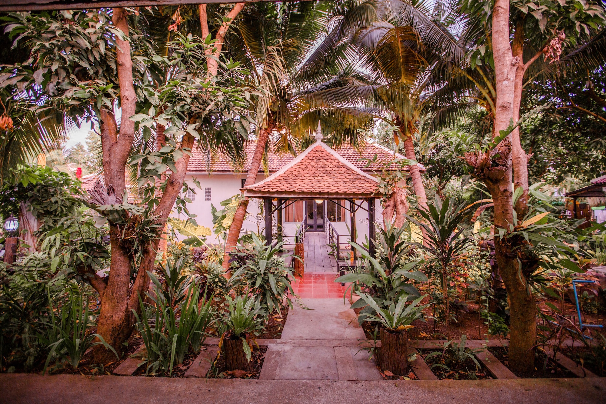 the sanctuary villa battambang