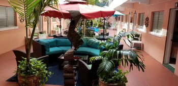 towne hotel