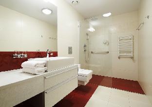 hotel baltic plaza medispa and fit