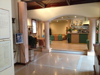 Albergo Bianchi Stazione,Castiglione Delle Stiviere>>Borgo Virgilio,3 star