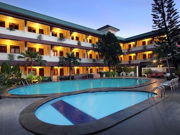 cakra kembang hotel