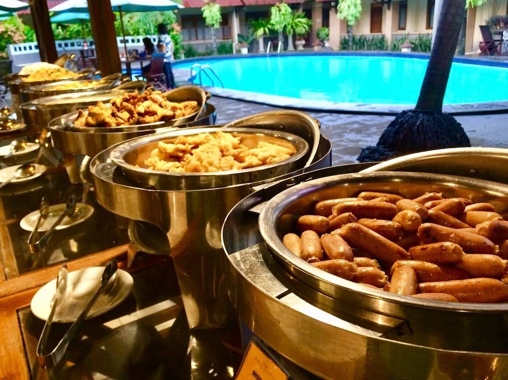cakra kembang hotel