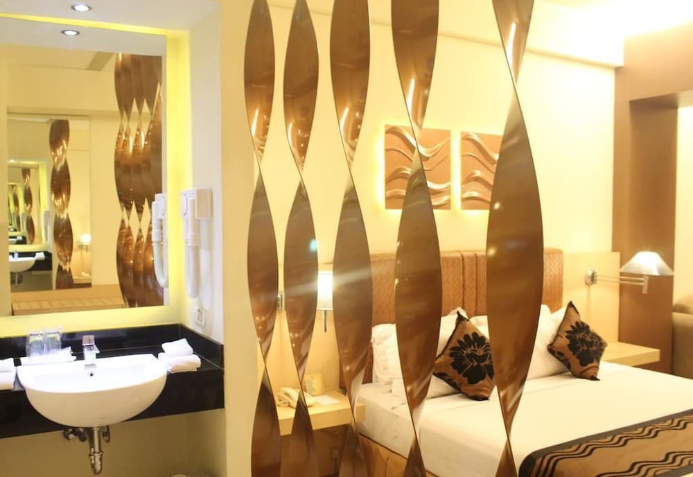 tychi hotel