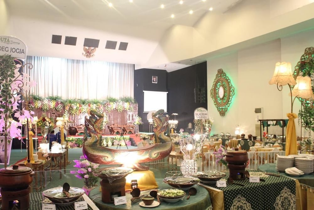 tychi hotel