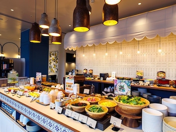 jr east hotel mets premier makuhari toyosuna