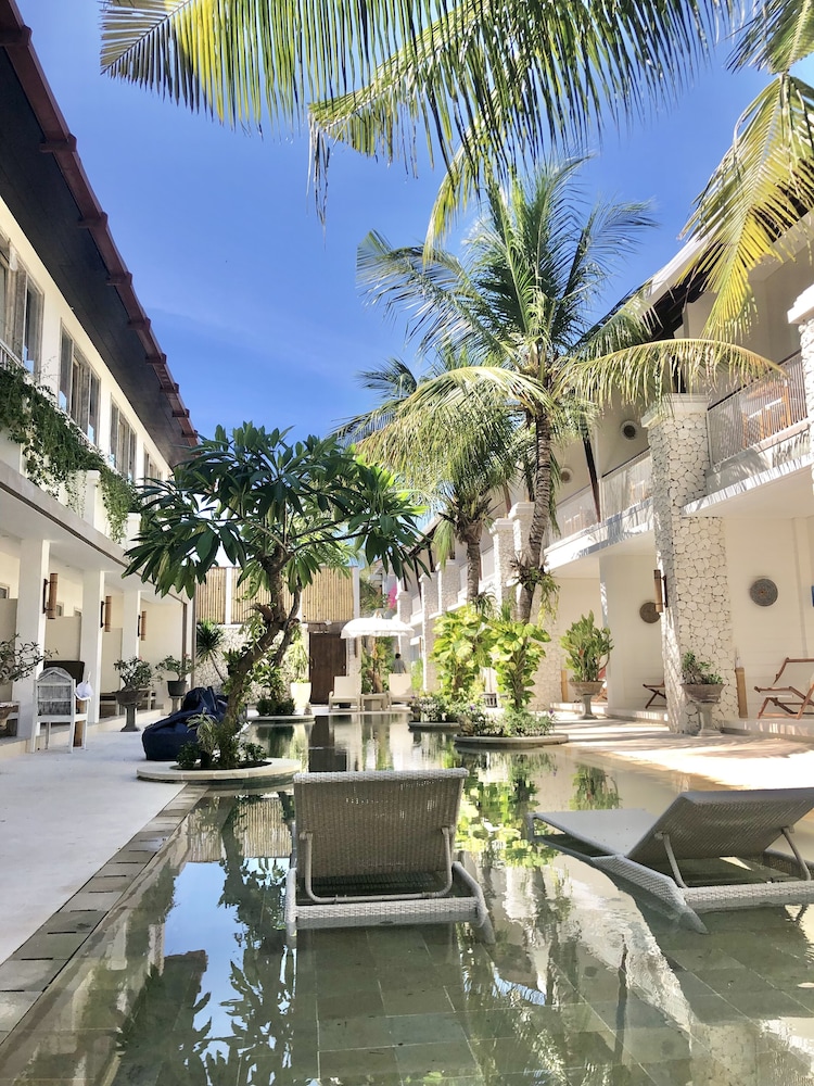 the beach house resort