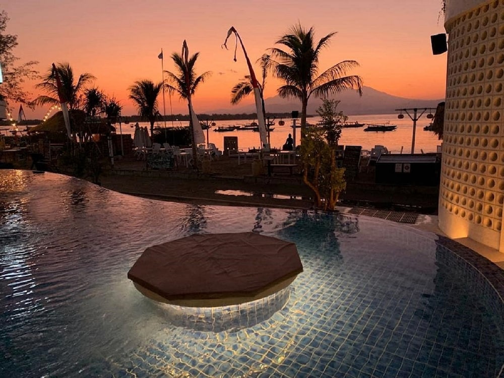 the beach house resort