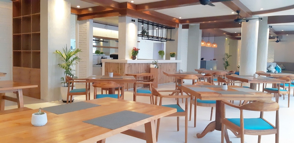 the beach house resort