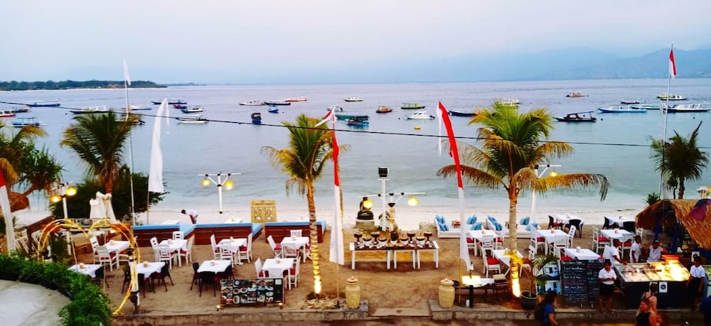 the beach house resort