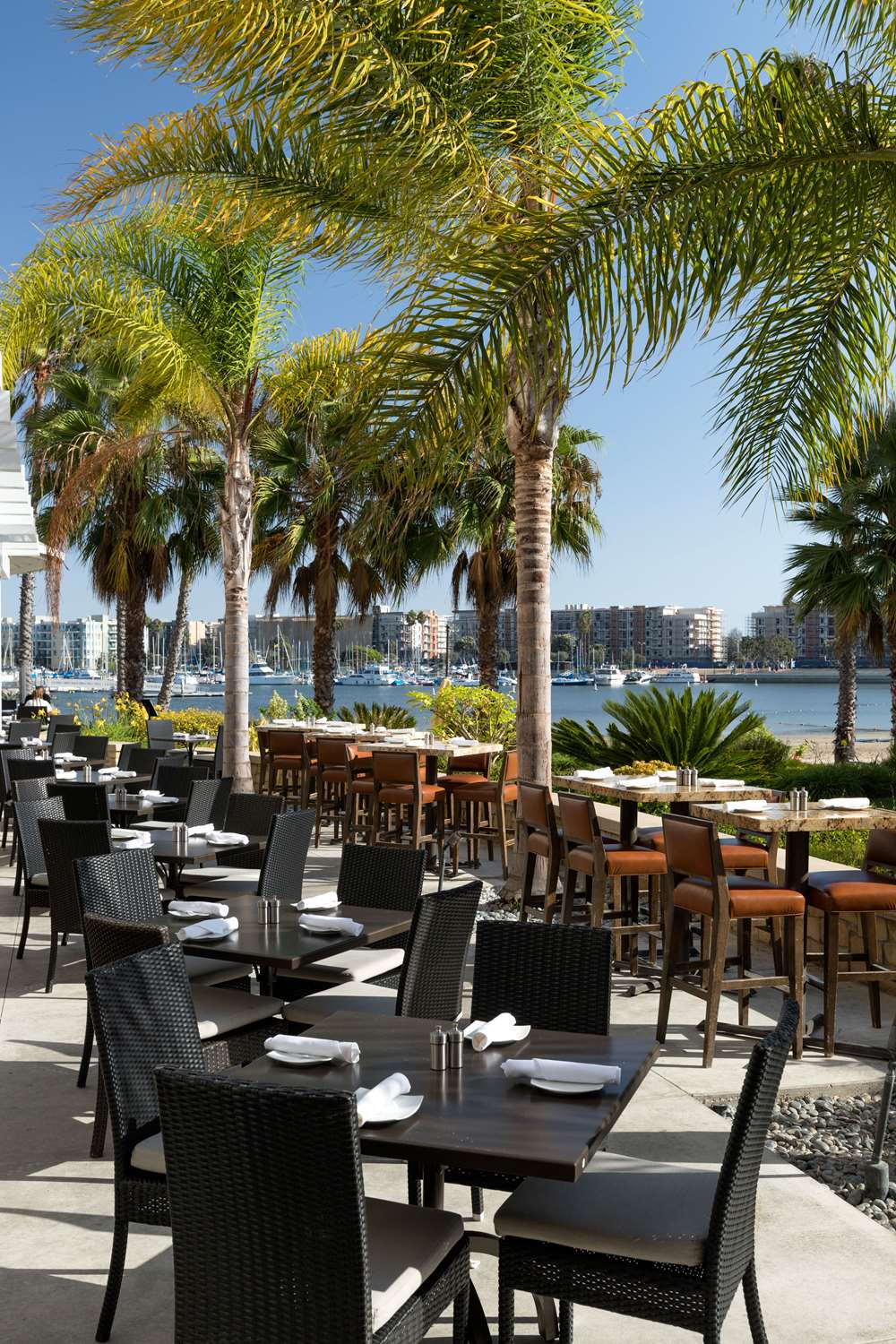 jamaica bay inn marina del rey tapestry collection by hilton