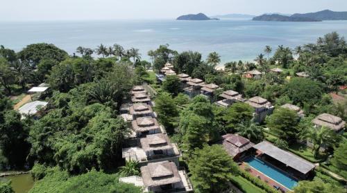 koh mak white sand beach