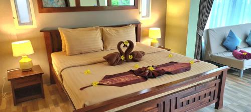 koh mak white sand beach