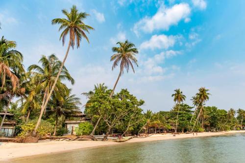 koh mak white sand beach