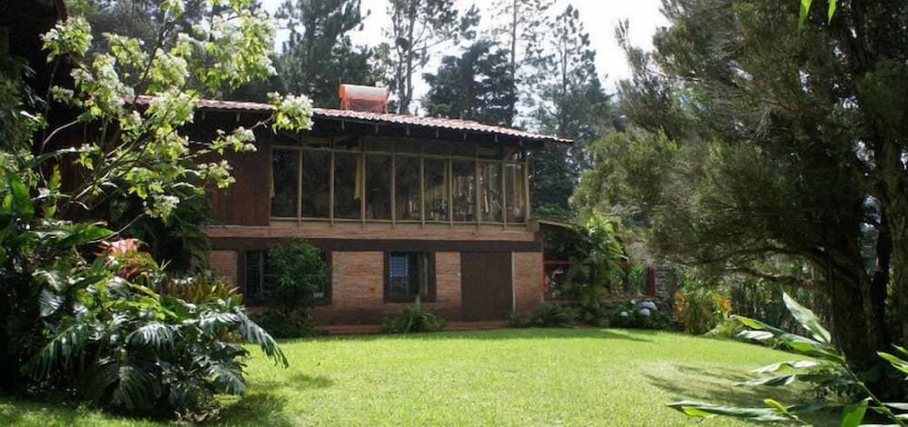 hotel el portico