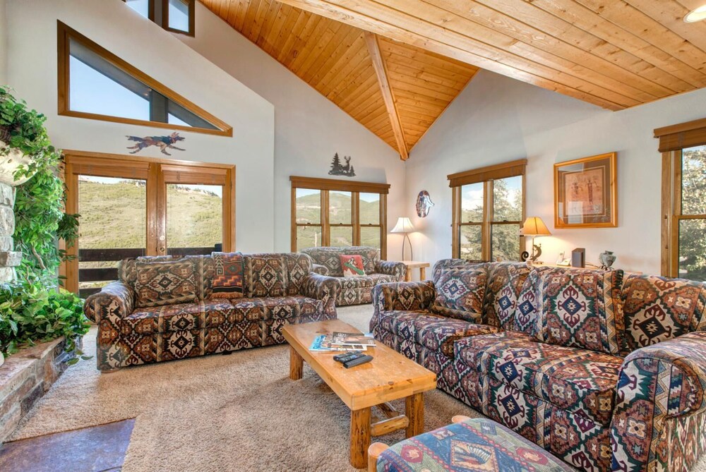 kbm resorts fantastic views hot tub a c easy walk to main street