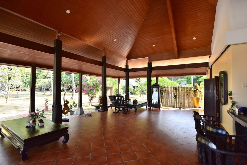 koh ngai thanya beach resort