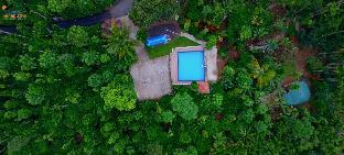 karapuzha lakeshore resort