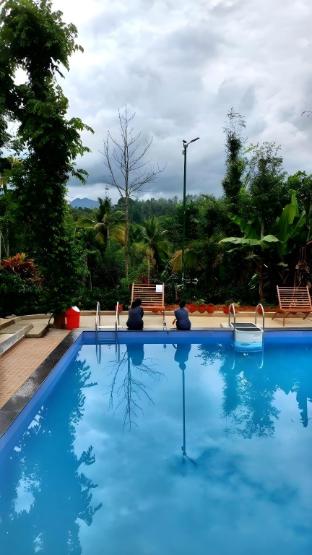Karapuzha Lakeshore Resort,,2 star
