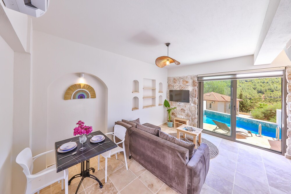 kas suites villas