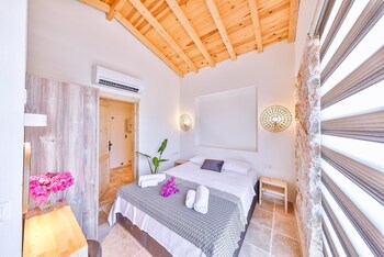 kas suites villas