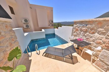 kas suites villas