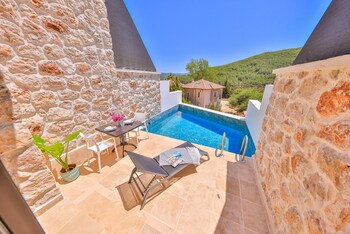 kas suites villas