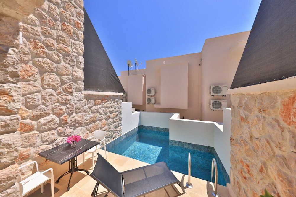 kas suites villas