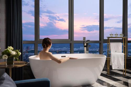 yiwu kaison k hotel