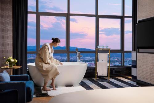 yiwu kaison k hotel