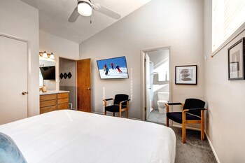 kbm resorts str 1 large 3 bedroom walk to slopes main street and downtown park