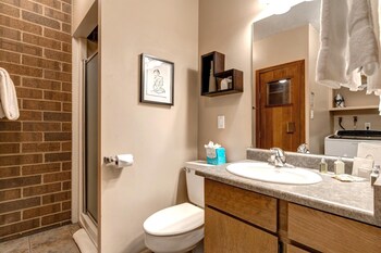 kbm resorts str 1 large 3 bedroom walk to slopes main street and downtown park