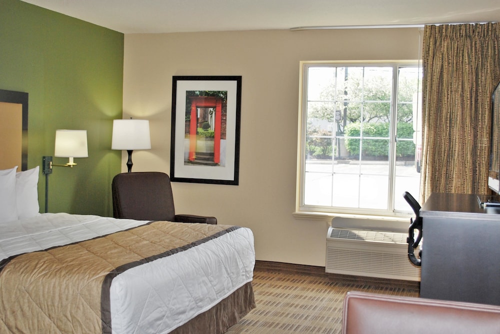 extended stay america suites st louis westport central