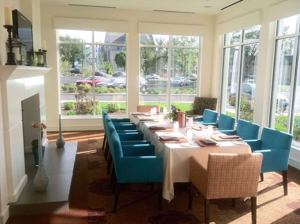 hilton garden inn auburn