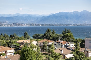 Hotel Villa Maria,Desenzano Del Garda>>Brescia,4 star