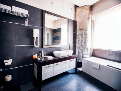 hotel townhouse27