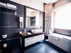 hotel townhouse27
