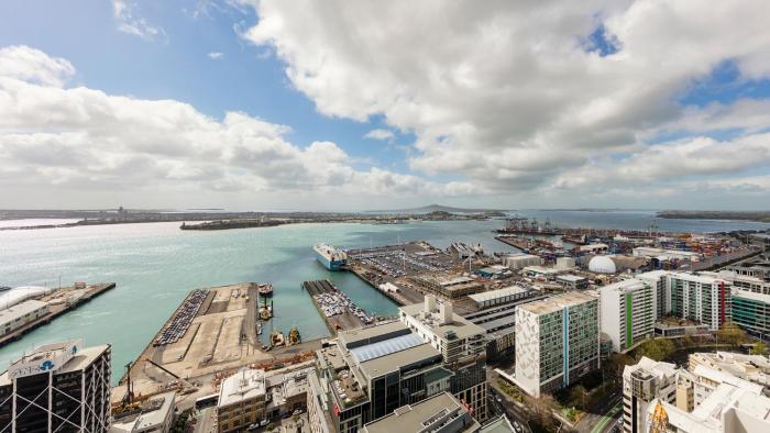 auckland harbour suites