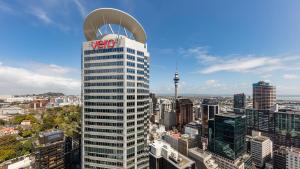auckland harbour suites