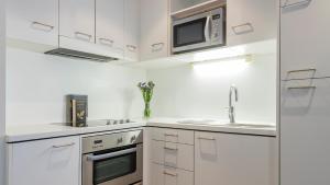 auckland harbour suites