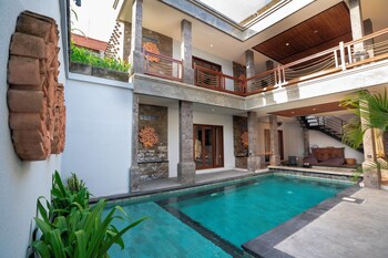 kusuma villa seminyak