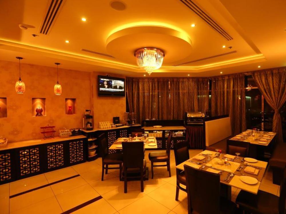 dunes hotel apartments oud metha