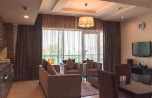 dunes hotel apartments oud metha