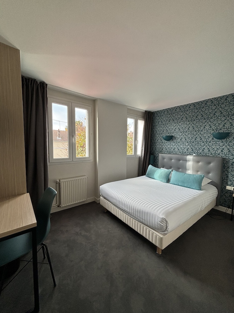 hotel de troyes