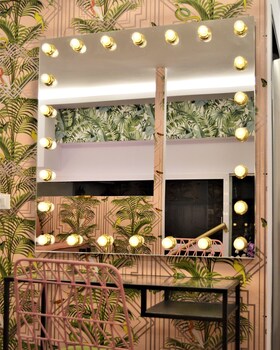 the alley hotel